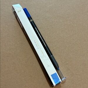 H&M Colour Essence Eye Pencil in color Blue 'into the blue'